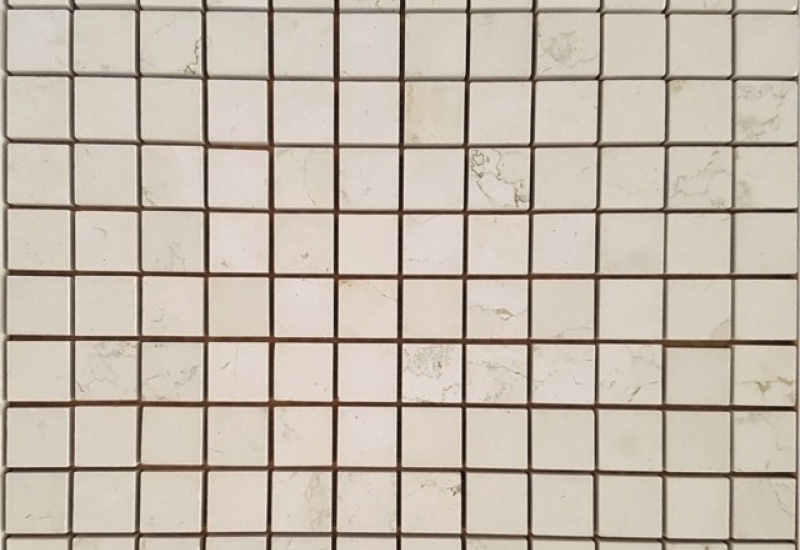 Mosaico in tessere di marmo